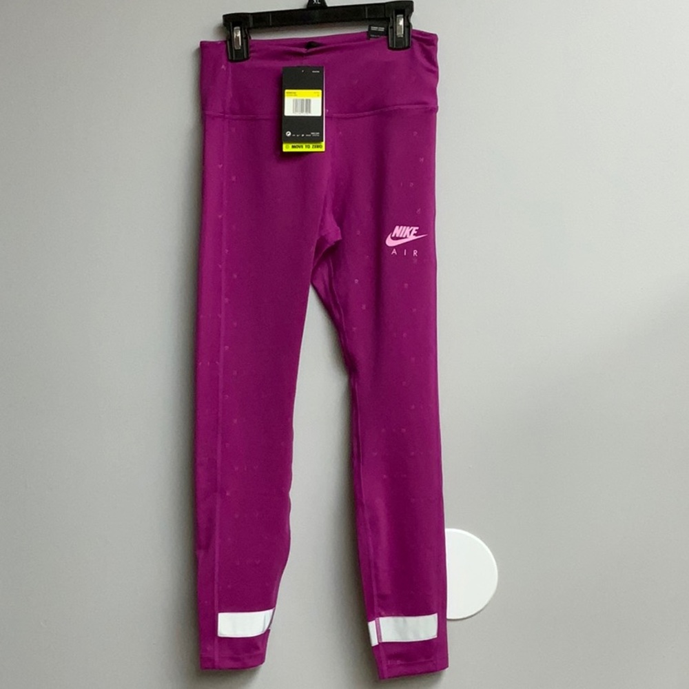 NWT Women’s Nike Air 7/8 Tights/Leggings Size Small